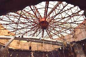 When all the truth was revealed, when the plot was punctured, what would be their destiny? ææ¸ å¤©å¤å¤©åå ´ å°ä¸­æååçé¢¨éª¨è­æ é³å»ºè å¤åç¼è² è®èææ¸ ç¨ç«è©è«