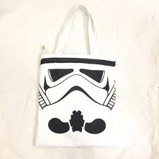 Kita dapat dengan mudah menemukan kain blacu ini di. Kenali 4 Bahan Tote Bag Ini Sebelum Kamu Cetak Berita Teknologi Kreatif Indonesia Dan Dunia