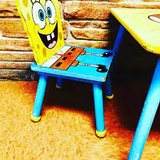 The kids will love using their imaginations to decorate their own treats. Spongebob Kids Table And Chairs Set Themed Timothy Goodman 1291