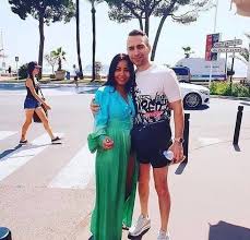 شيرين عبد الوهاب وحسام حبيب كتب : ØµÙˆØ±Ù‡ Ø±ÙˆÙ…Ø§Ù†Ø³ÙŠØ© Ø¨ÙŠÙ† Ø´ÙŠØ±ÙŠÙ† Ø¹Ø¨Ø¯ Ø§Ù„ÙˆÙ‡Ø§Ø¨ ÙˆØ­Ø³Ø§Ù… Ø­Ø¨ÙŠØ¨ Ø¬ÙŠ Ø¨ÙŠ Ø³ÙŠ Ù†ÙŠÙˆØ²