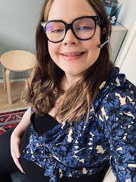 Erin Sterner's Instagram, Twitter & Facebook