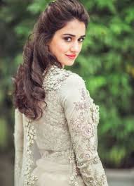 Disha patani was born in india in 1992. Disha Patani Age Height Net Worth Weight Wiki Biography And Other Christian Bridal Saree Disha Patani Photoshoot Bridal Saree