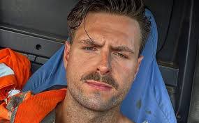 Harry Glendinning's Instagram, Twitter & Facebook