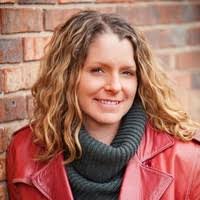 Angela Fahey's Instagram, Twitter & Facebook