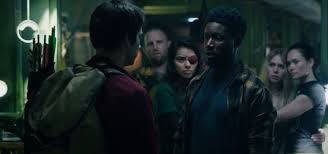 Амали голден, дилан о'брайен, мелани занетти и др. Love And Monsters Starring Dylan O Brien From Teen Wolf Headlines Of Today