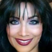 Diane Veale's Instagram, Twitter & Facebook