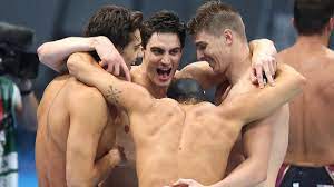 Il fiorentino #lorenzozazzeri della @rarinantesfi ha conquistato l'oro agli assoluti di nuoto ed è ad un passo. O2azr7n 3gbosm