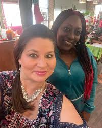 Happy birthday Robin Shockley. I love you girlie 💕