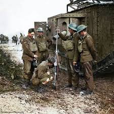 Image Result For Ww1 British Tank Crew Uniform Colours Gewehr Britische Panzer Schlacht An Der Somme