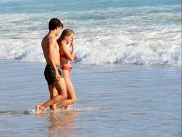 Kumpulan foto seksi magui corceiro, aktris cantik portugal tambatan hati joao felix. Temos As Imagens Joao Felix E Margarida Corceiro Namoram Na Praia Da Caparica