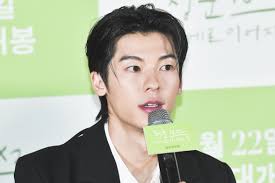 Taiwanese 'First Love Icon' Greg Hsu Said He Was Impressed By Son Seok-gu's  Acting