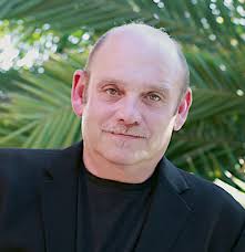 Mark Lipp's Instagram, Twitter & Facebook