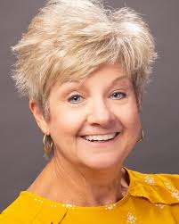 Beth Hersh's Instagram, Twitter & Facebook