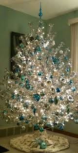 Retro Silver Tinsel Tree Aluminum Christmas Tree Vintage Aluminum Christmas Tree Beautiful Christmas