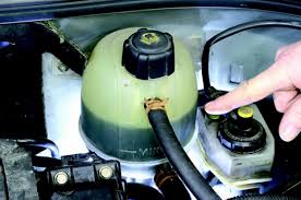 Changer Le Vase D Expansion De Votre Voiture Meca Auto