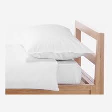 Die ideale ergänzung zu unserer französischen kindermode für besondere anlässe sind festliche accessoires, z. Adams Ausziehbares Bett Habitat