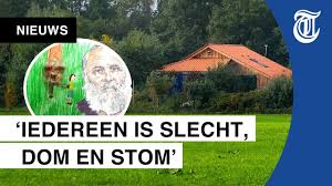 Een deel van het gezin dat een maand geleden werd aangetroffen in de boerderij in ruinerwold heeft de eerste nacht doorgebracht op bungalowpark lanka in ruinen, zo'n vijftien kilometer verderop. Openbaar Ministerie Wil De Vader Van Het Nederlandse Spookgezin Niet Langer Vervolgen Spiritualia