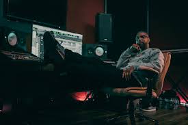 Blue recording studios is an extremely private artist centric recording studio. Ky Engineerin