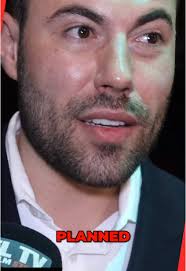 ‘ @LLPrice94 is probably the best female (fighter) I have ever seen’