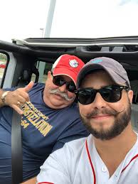 Beth Naylor (@Be1Flamingo)