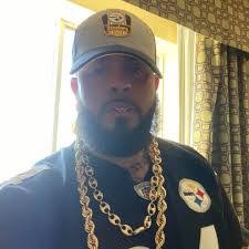 Nichole Byrne's Instagram, Twitter & Facebook