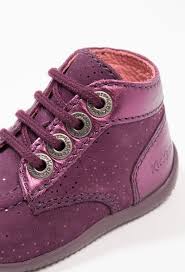 Kickers platinium, sandales bébé garçon. Chaussures Premiers Pas Pour Bebe Bonbon Violet De La Marque Kickers