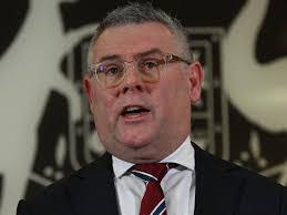 Glenn Bricker's Instagram, Twitter & Facebook