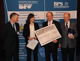 Bullinger hatte seit anfang 2008 an der spitze des verbands gestanden. Jahresauftaktveranstaltung Des Bfw Landesverbandes Freier Immobilien Und Wohnungsunternehmen Baden Wurttemberg E V Idiw Institut Der Immobilien Und Wohnungswirtschaft