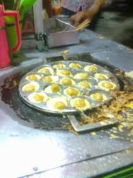 Pentol kentang (pentol goreng) lihat juga resep pentol tahu goreng enak . Jajanan Tanglur Di Situbondo Sustainable Movement