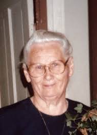 Mary Drescher's Instagram, Twitter & Facebook