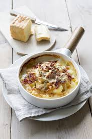 Tartiflette Met Herve Carrefour Aardappelgerechten Voedsel Ideeen Recepten