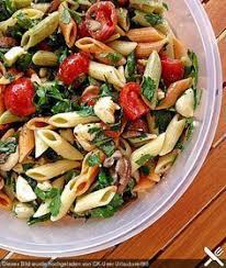 Mozzarella Nudel Salat Von 52uschi Chefkoch Leckere Salate Rezept Nudelsalat Rezepte