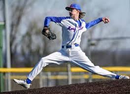 DEVRIES TAKES THE LEAD