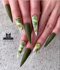 The green nail syndrome is easy to spot. 40 Beautiful Green Nail Designs For Fall 2020 The Glossychic