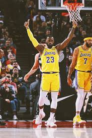 Pin By Steven Hutchison Jr On Nba Players Cool Pics Lebron James Lakers