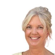 Rebecca Stalls's Instagram, Twitter & Facebook