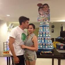 Baka ayaw lang ng parentals nya na puro palabas ang pera nila this pandemic, plus mahina nga ang industry where most of their investments are. Jennylyn Mercado Luis Manzano And Jennylyn Mercado Facebook