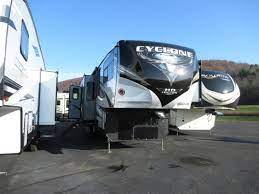 Stryker offers functionality, design and innovation to meet your needs and expectations. 6 Best Toy Haulers Of 2020 Rvingplanet Blog