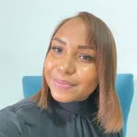 Eva Gale's Instagram, Twitter & Facebook