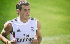 In this men's haircut tutorial, i share my gareth bale inspired haircut. Wallpaper Field Lawn Mike Hairstyle Real Madrid Bale Real Madrid Bezel Training Gareth Bale 2014 2015 Images For Desktop Section Sport Download