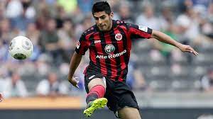 Carlos zambrano, 32, perú club atlético boca juniors, desde 2019 defensa central valor de mercado: Eintracht Frankfurt Zambrano Auf Weltreise Rhein Main Faz