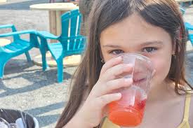 VIDEO: Young lemonade makers compete