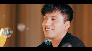 Luis Caguana En Tú corazón ❤️ TM estrellita