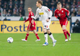 Residential loans whether you're a first time homeowner, a skilled investor or you're looking to refinance, come share your unique needs and goals and we'll help make it happen. Vip Beim Fcb Tickets Fur Den Fc Bayern In Der Adidas Lounge