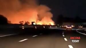 El incendio de amor que ardía en su corazón. Oyphdfqwnjqxfm