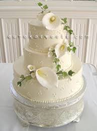Wedding Cake With Calla Lilies Calla Lily Wedding Cake Calla Lily Cake Wedding Cake Fresh Flowers