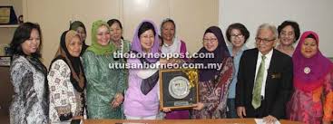 Setakat ini,hanya ibu tunggal yang berdaftar di kementerian kebajikan yang dapat bantuan ini. Lebih Ramai Ibu Tunggal Perlu Mendaftar Fatimah