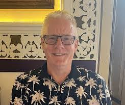 Cara Eccleston's Instagram, Twitter & Facebook