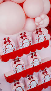 Absolutely stunning reel from @thebtscollection capturing this berry sweet  celebration 🍓💗