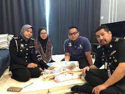 Check spelling or type a new query. Imigresen Malaysia Ar Twitter Jabatan Imigresen Malaysia Turun Padang Bertemu Adik Ainul Mardhiah Ahmad Safiuddin Untuk Mempermudahkan Urusan Permohonan Pasport Antarabangsa Bagi Menjalani Rawatan Di Luar Negara Sumber Bahagian Keselamatan Dan Pasport